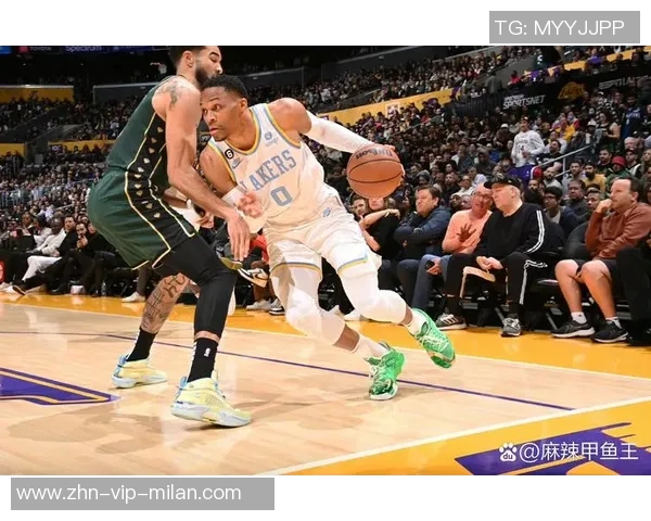 奥拉迪波状态回暖19投8中贡献20分5篮板3助攻5抢断表现抢眼