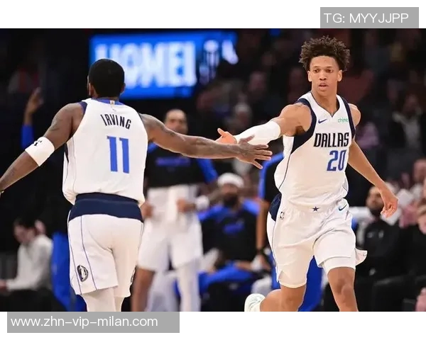 爱德华兹高效得分难救主球队失利全场19投11中砍下31分表现依旧亮眼