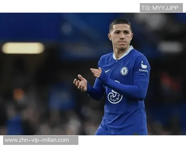 切尔西备战阿贾克斯恩佐积极参与最后训练环节 切尔西备战阿贾克斯恩佐积极参与最后训练环节