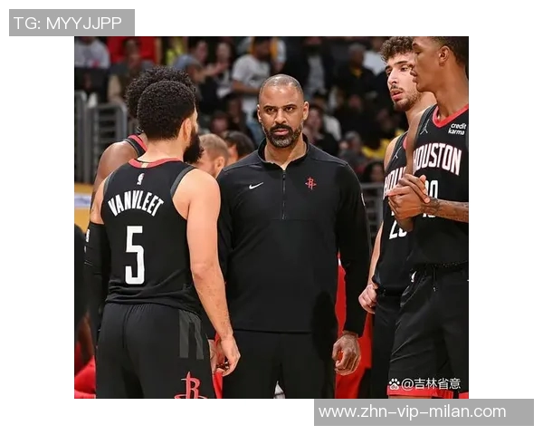 乌度卡透露季前赛最后一战或将让KD和申京等主力球员缺席休战