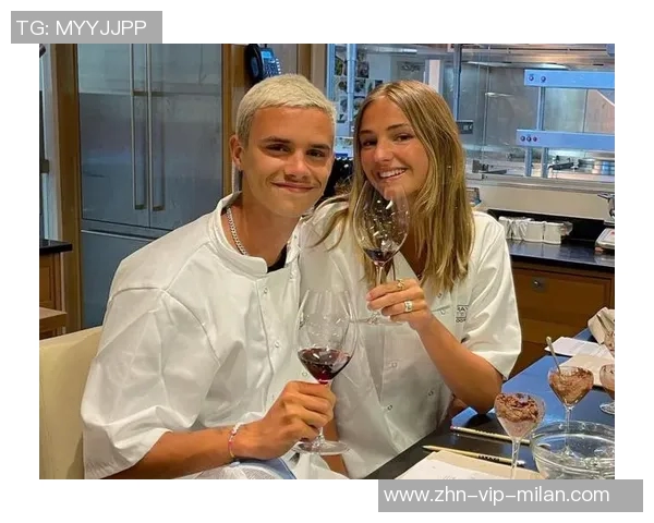 安芬尼西蒙斯女友现场带娃观战颜值如何网友热议