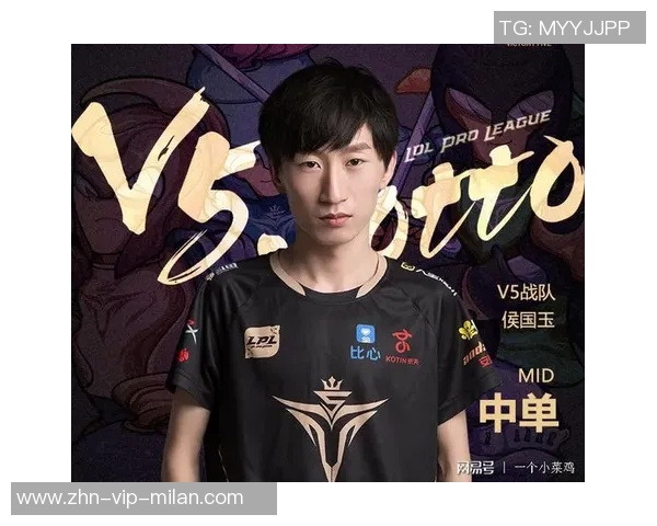 刘浩帆小禁区内解围失误险酿乌龙球队友遭殃令人捏把汗